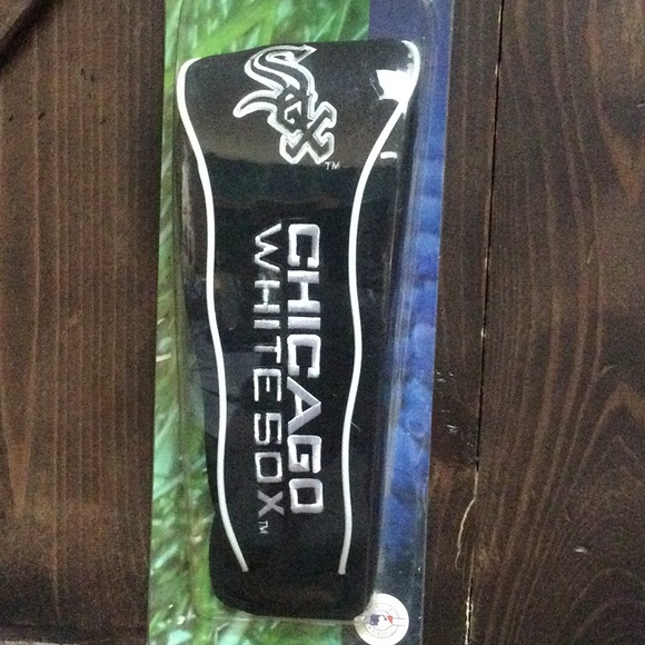 MLB Other - Chicago White Sox neoprene golf club head cover